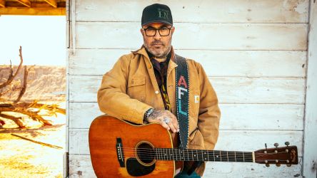 Aaron Lewis