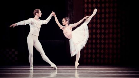 Grand Kyiv Ballet