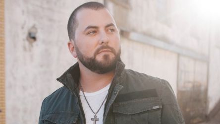 Tyler Farr